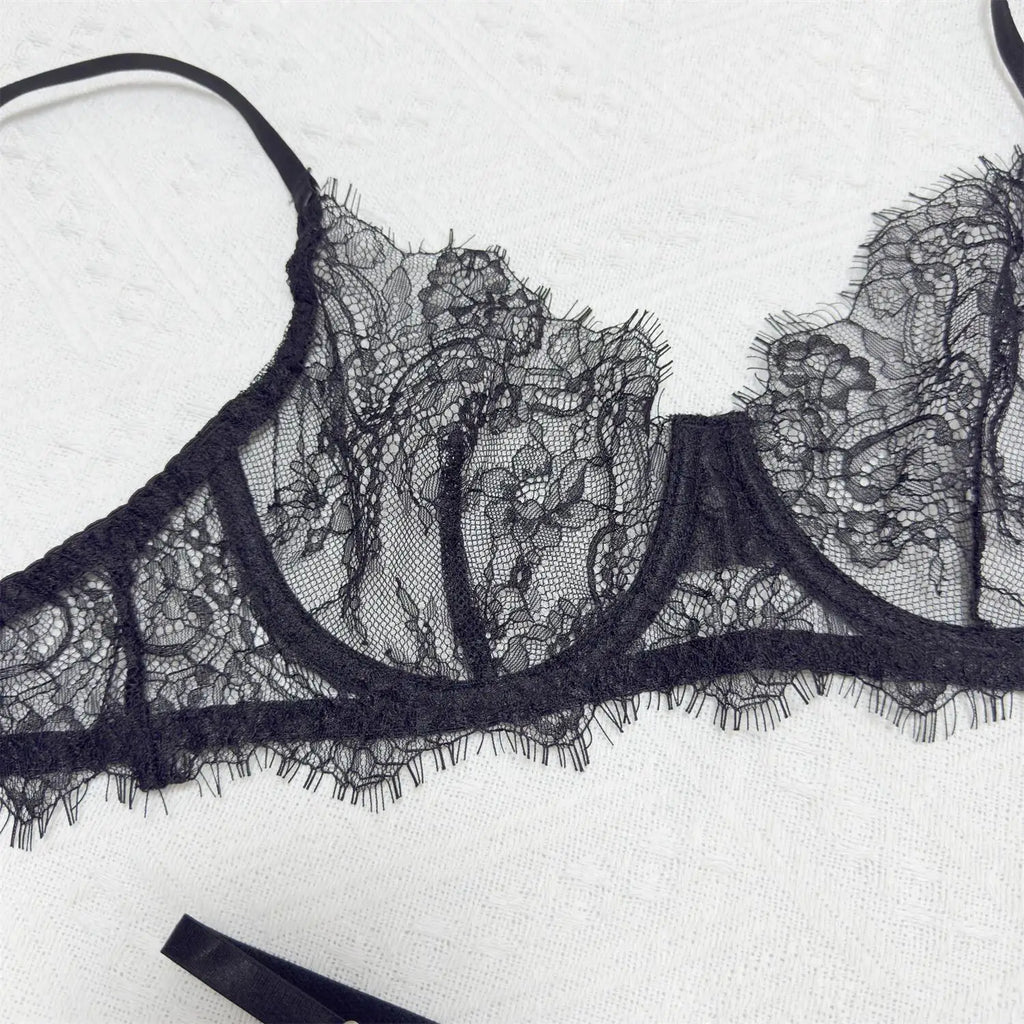 Lingerie Straps Romantic