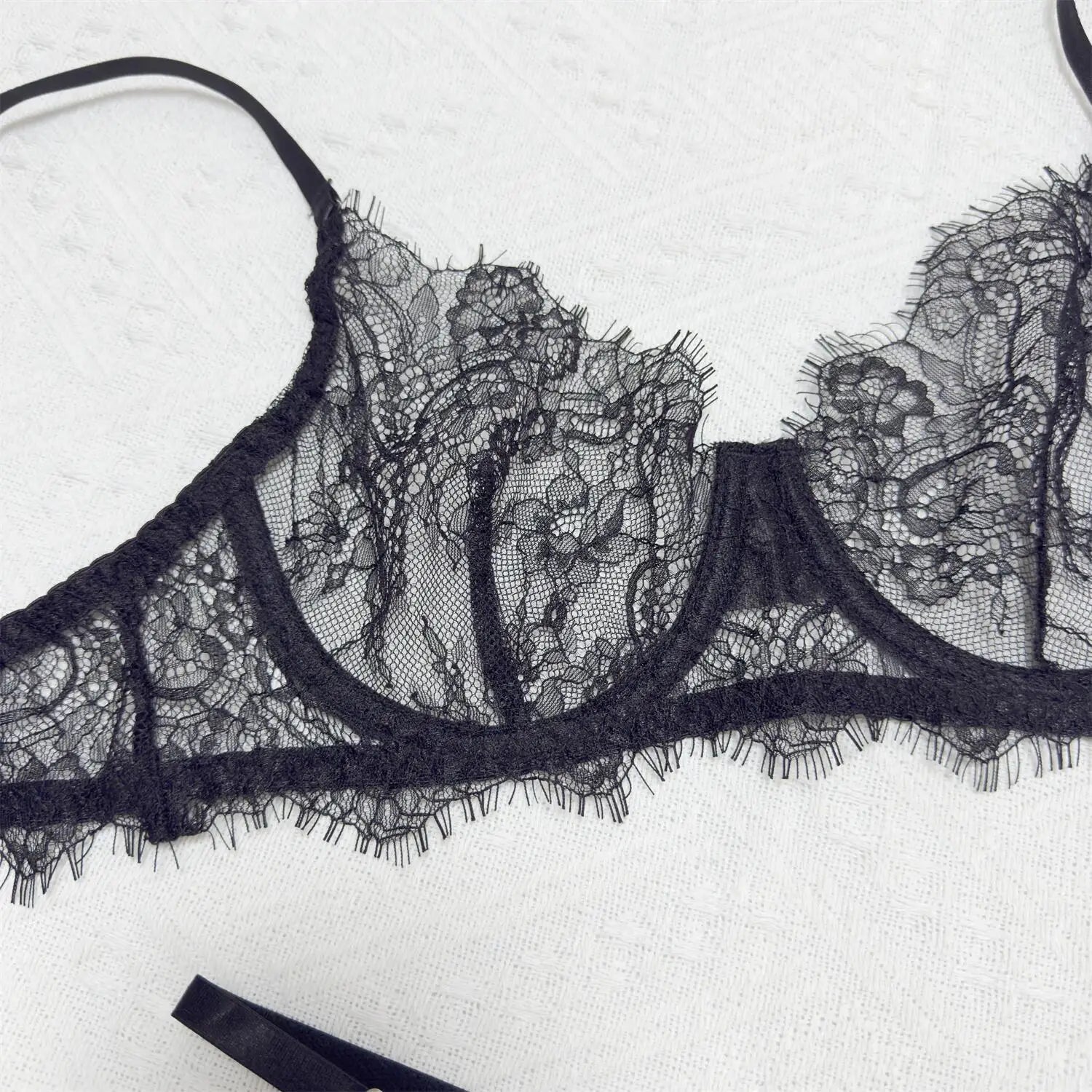 Lingerie Straps Romantic